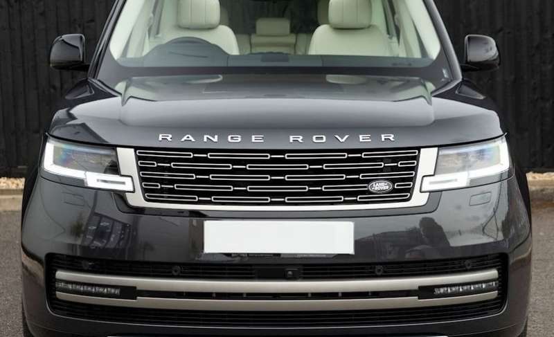 Land Rover New Range Rover P400 SE Petrol MHEV